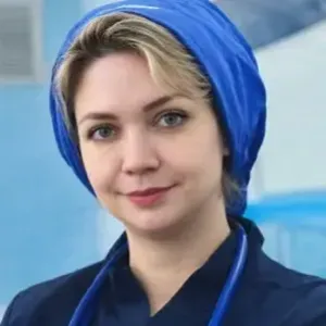 دکتر آرزو خوانساری‌نیا - جراح بینی طبیعی در تهران